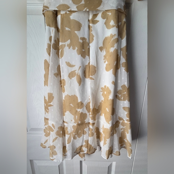 DKNY Printed Swiss Dot Fit & Flare Dress Size 14. Like new. - Picture 13 of 16